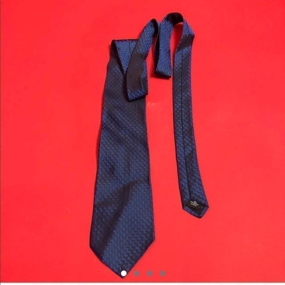 Navy blue dress tie  💙🖤​​​​​​​​​​​​​​​​​​​​​​​​​